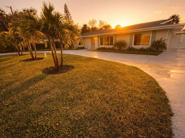 4646 Gleason Ave, Sarasota, FL 34242