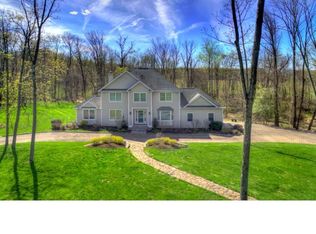 10 Rosedale Way, Pennington, NJ 08534