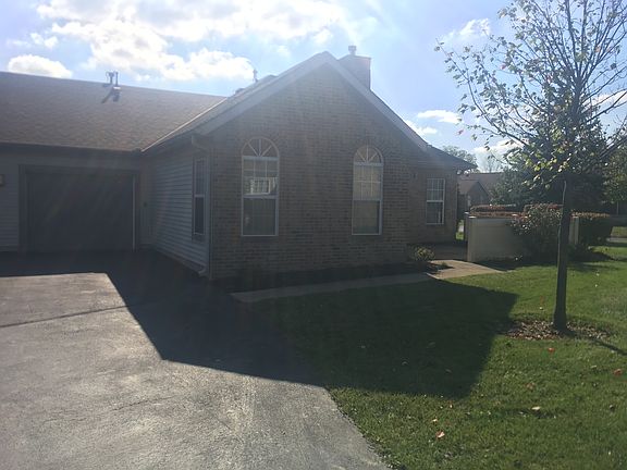 4th image of 81 Villa Side Ln
