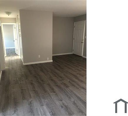 4th image of 1060 Oakmont Dr #15