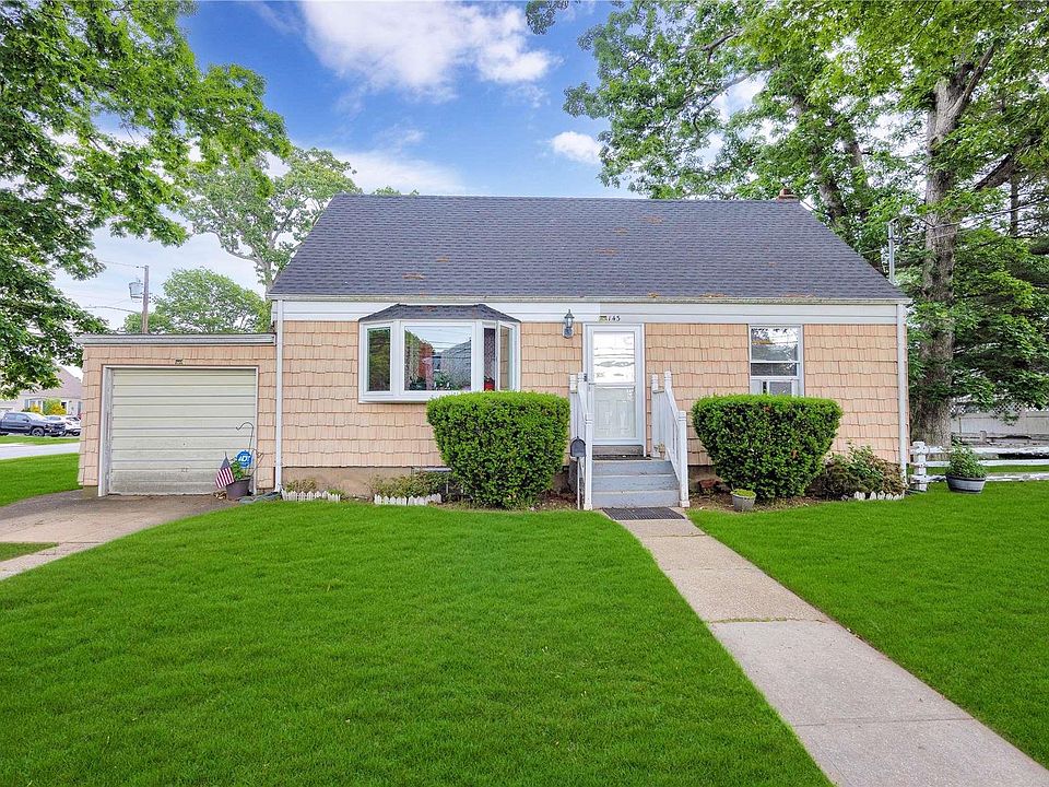 1st image of 143 Cartwright Boulevard