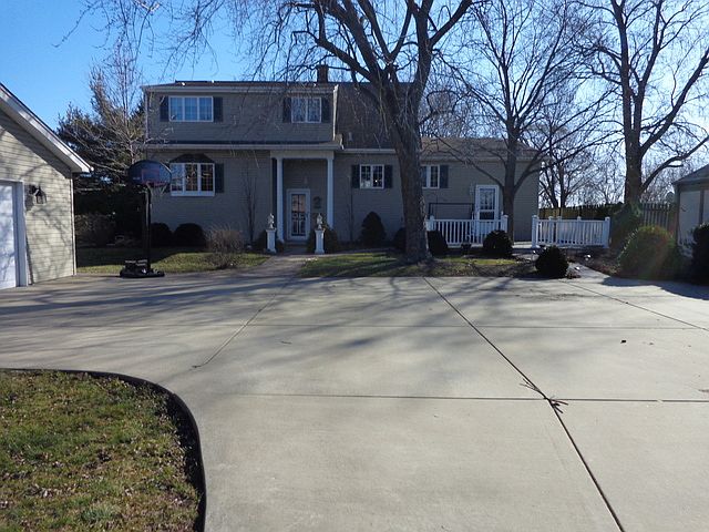 1st image of 17308 S Park Ave