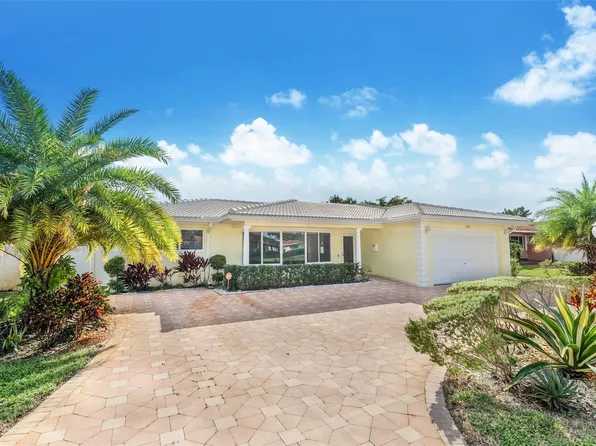 5018 Roosevelt Street, Hollywood, FL 33021