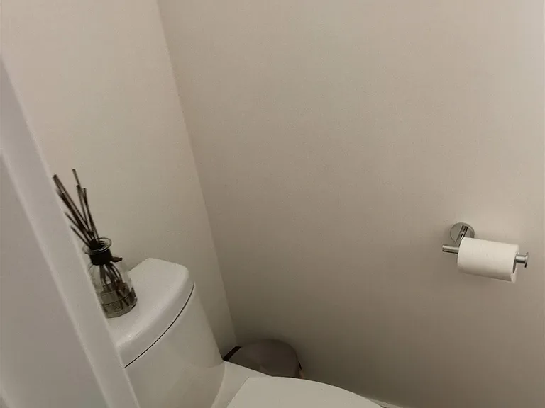 16828 Boxwood Dr #13 — Photo 28