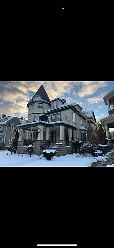 450 Richmond Ave Photo 1