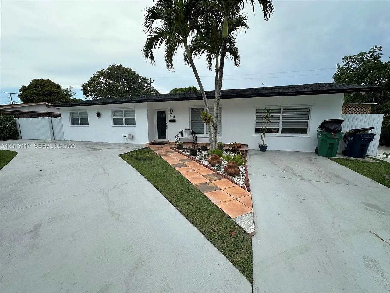 3 bed, 2.0 bath, 1560 sqft, $3,500 — Photo 1