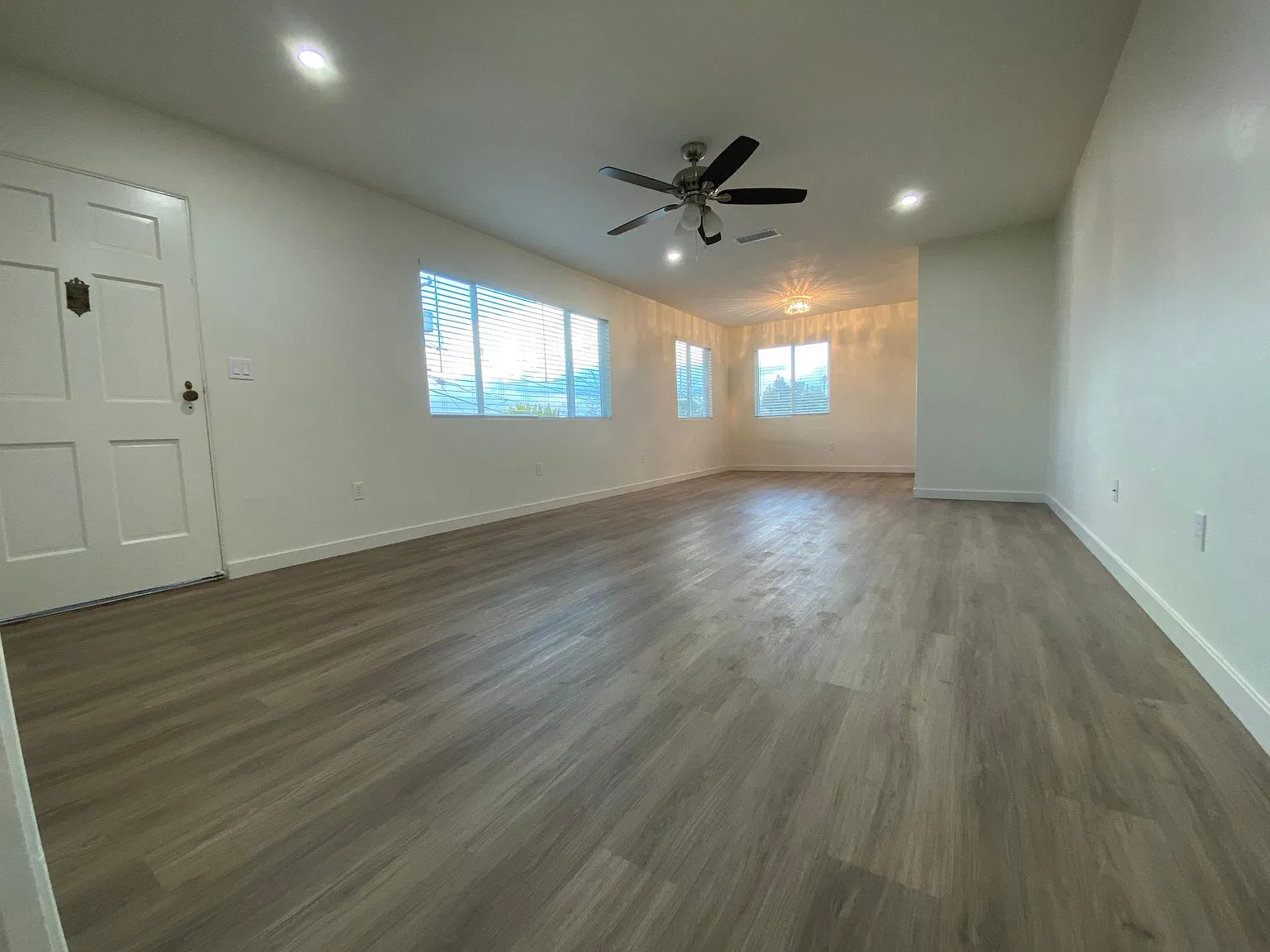 3 bed, 1550 sqft, $3,900 — Photo 4