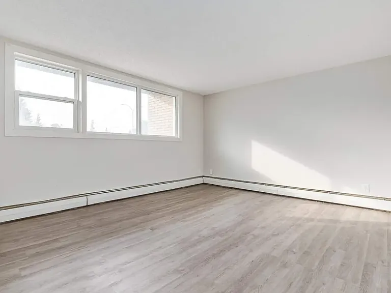6 Allanbrooke Dr #18 — Photo 11