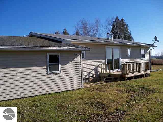 2nd image of 2868 S Adams Rd