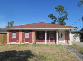 4515 Marque Dr, New Orleans, LA 70127