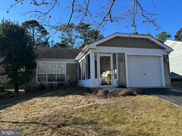 114 Gramercy Pl, Southampton, NJ 08088