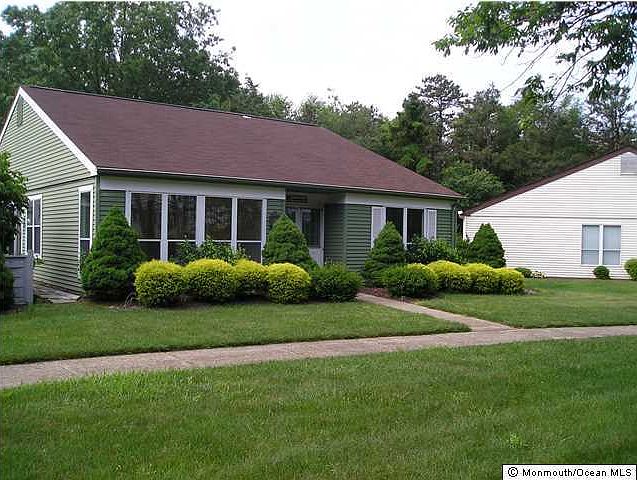 1st image of 680 Huntington Drive #C
