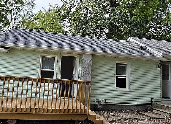 3rd image of 2520 E 34th St