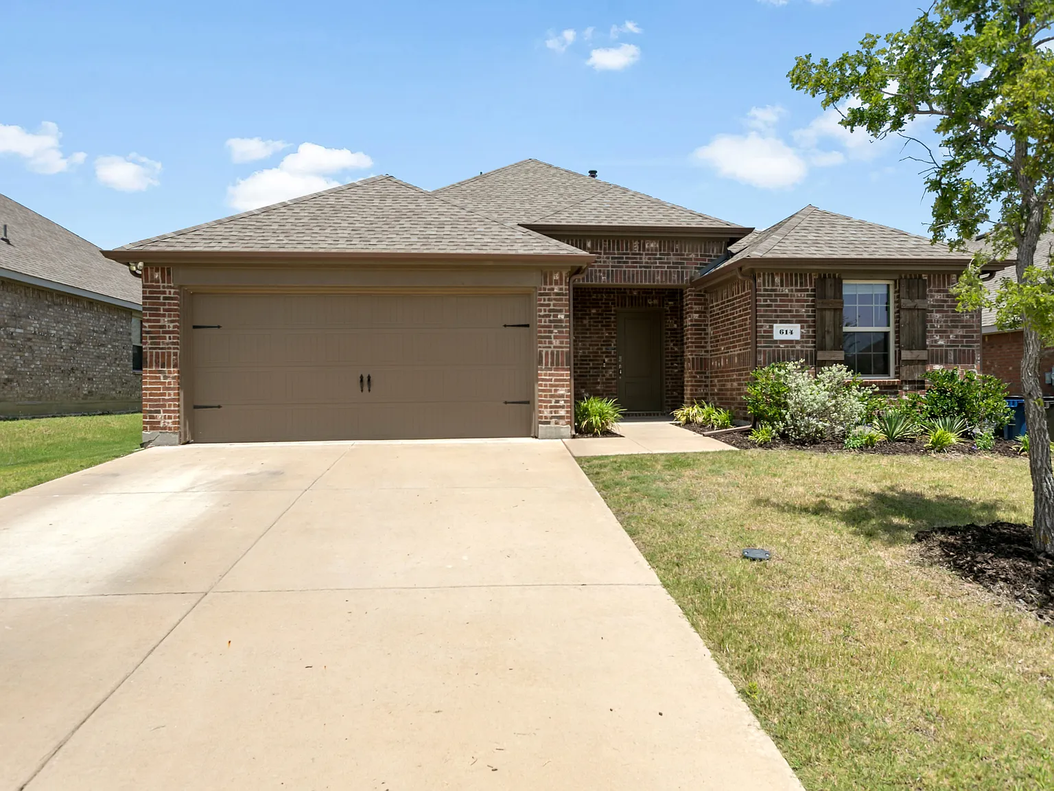 3 bed, 1621 sqft, $1,950 — Photo 2