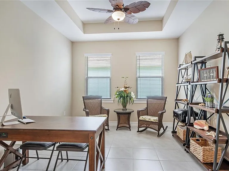 14586 Tropical Dr — Photo 11