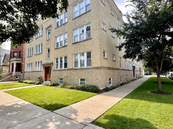 4447 W Sunnyside Ave APT 1, Chicago, IL 60630