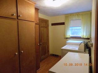 84 E Longmeadow Rd, Hampden, MA 01036