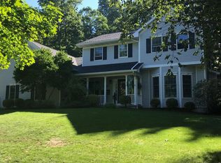 993 Queen Esther Dr, Sayre, PA 18840