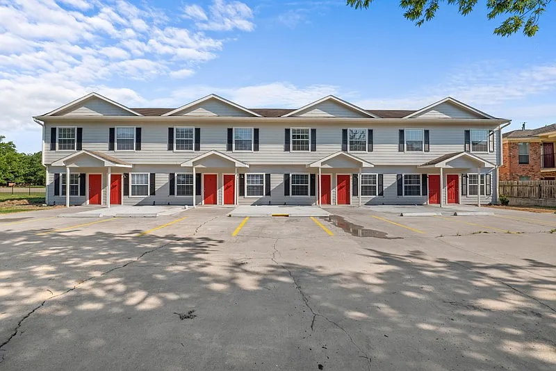 7522 Highway 60 #6