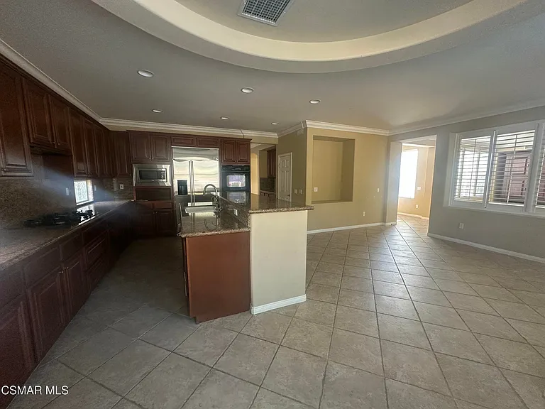 3073 Heavenly Ridge St — Photo 13