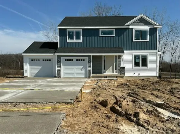 4237 Old Farm Dr, Wayland, MI 49348