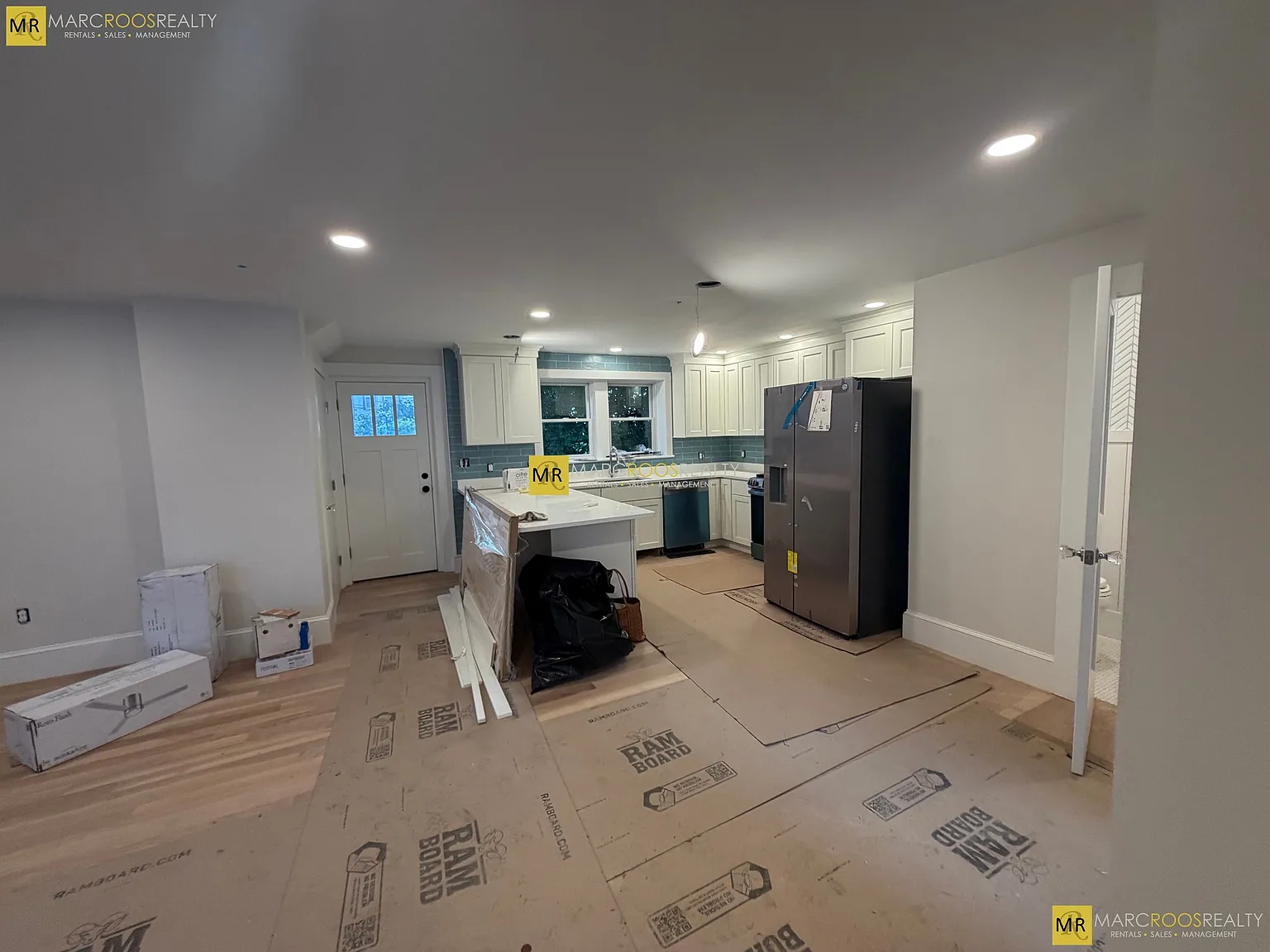 2 bed, 2.5 bath, $4,500 — Photo 1