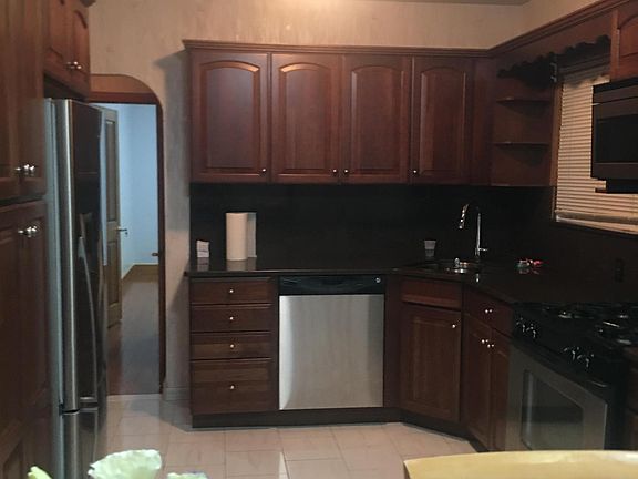 5th image of 15724 26th Ave #1