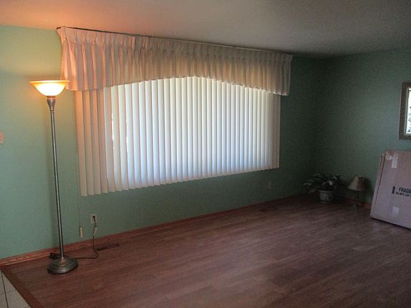 5th image of 1120 Mallard Dr