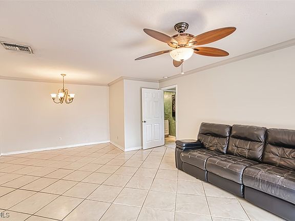 5th image of 6494 Royal Woods Dr APT 2