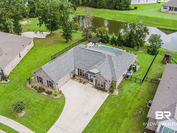 5th image of 12690 Squirrel Dr
