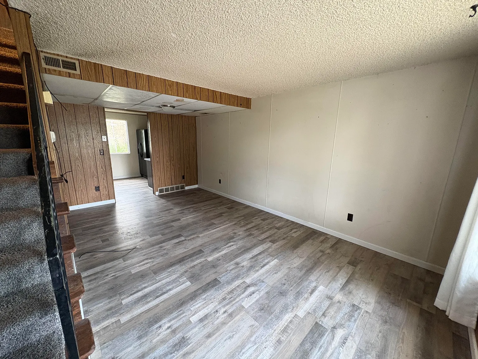 2 bed, $1,200 — Photo 1