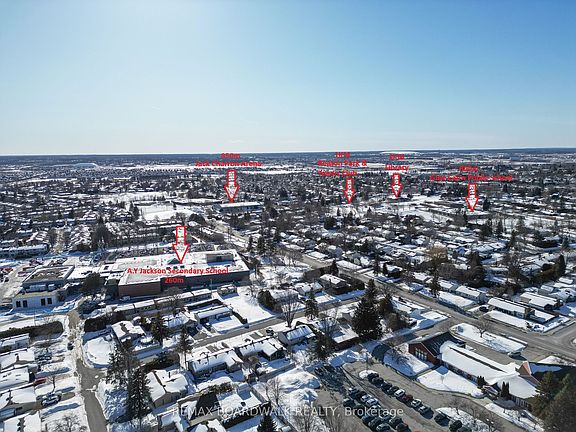 2nd image of 116 Old Colony Rd