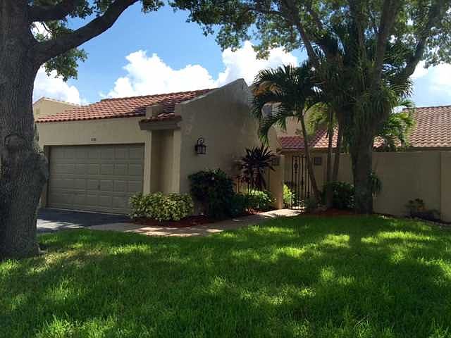 1st image of 530 Village Lake Dr