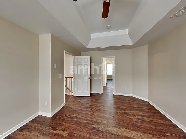 5711 Falkirk Ln — Photo 11