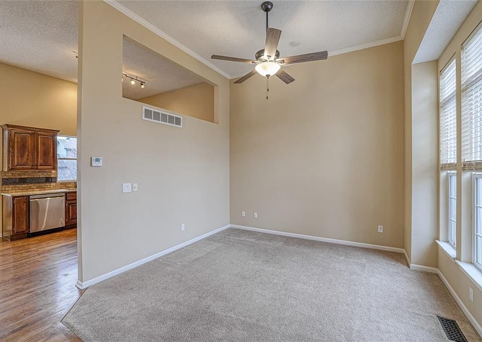 12360 S Race St, Olathe, KS 66061 Zillow