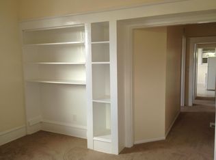 6206 Meridian Ave N APT 1, Seattle, WA 98103