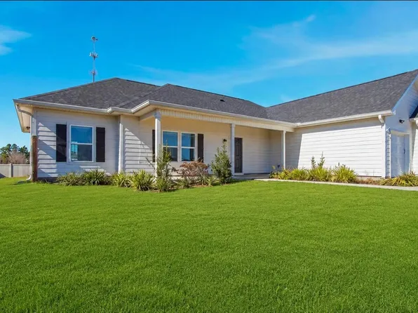 6836 Bayou George Dr, Panama City, FL 32404