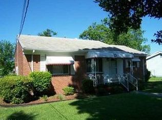 606 Henderson St, Portsmouth, VA 23701