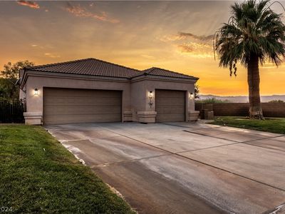 1240 Country Club Dr, Laughlin, NV, 89029