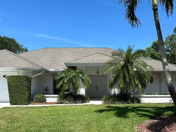 1140 Moon Lake Dr, Naples, FL 34104