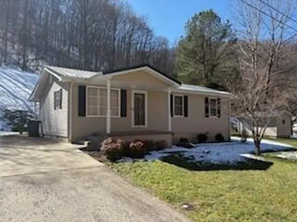 636 Jim Potter Br, Prestonsburg, KY 41653