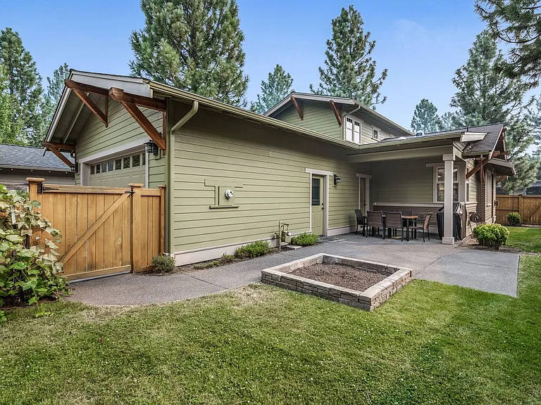 2333 NW Lolo Dr — Photo 26