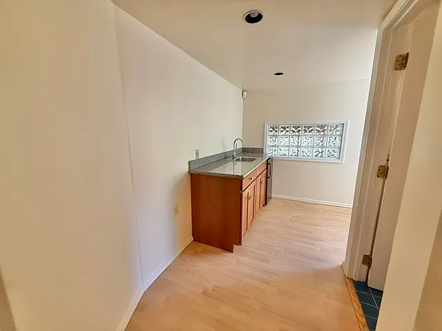 458 21st Ave — Photo 45
