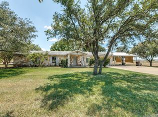 571 County Road 473, Castroville, TX 78009