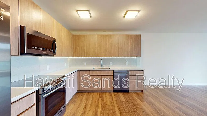 1 bed, 1.0 bath, 702 sqft, $3,100 — Photo 3