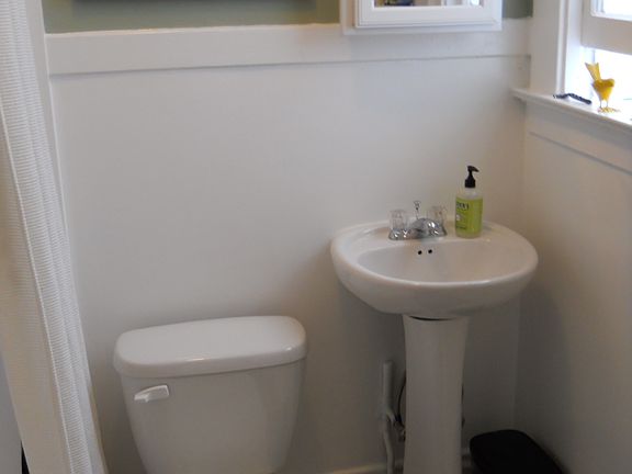 3rd image of 1937 Page St APT 1