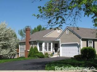 266 Sedgewick Cir, Saint Charles, IL 60174