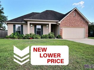 9180 Chouteau Ct, Denham Springs, LA 70726