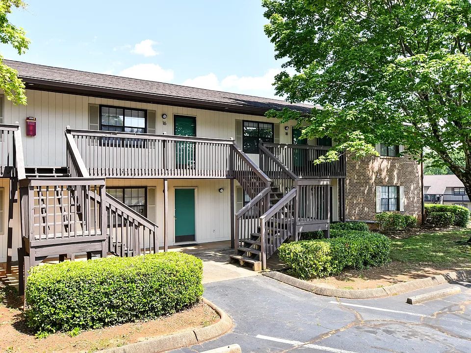 Fairhill Apartments