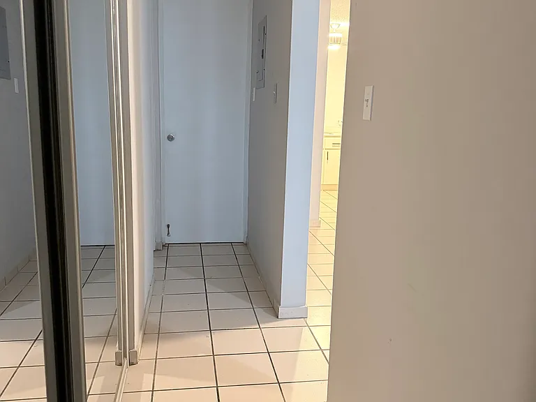 65 Media Luna — Photo 12